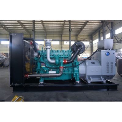 250kw濰柴藍擎柴油發(fā)電機組-濰柴藍擎6缸柴油機WP12D317E200柴油發(fā)電機組,缸徑/行程：126/155mm,柴油發(fā)電機組水冷發(fā)動機功率288KW,柴油發(fā)電機組配套馬拉松斯坦福發(fā)電機。廠價直銷歡迎選購：13773399855。