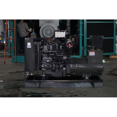 工廠直銷75KW柴油發(fā)電機，品牌有廣西玉柴、東方紅、斗山大宇、進口沃爾沃等柴油發(fā)電機組。廠價直銷歡迎選購：13773399855。