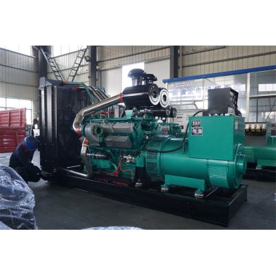 500kw乾能柴油發(fā)電機(jī)組-乾能12缸柴油機(jī)QN25G690D2柴油發(fā)電機(jī)組,缸徑/行程：135/150mm,柴油發(fā)電機(jī)組水冷發(fā)動機(jī)功率505KW,柴油發(fā)電機(jī)組配套馬拉松斯坦福發(fā)電機(jī)。廠價直銷歡迎選購：13773399855。