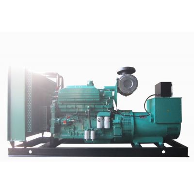 600kw重慶康明斯柴油發(fā)電機組-重慶康明斯6缸柴油機QSK19-G11柴油發(fā)電機組,缸徑/行程：159/159mm,柴油發(fā)電機組水冷發(fā)動機功率667KW,柴油發(fā)電機組配套馬拉松斯坦福發(fā)電機。廠價直銷歡迎選購：13773399855。