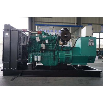 150kw玉柴柴油發(fā)電機組-玉柴6缸柴油機YC6A245L-D20柴油發(fā)電機組,缸徑/行程：108/132mm,柴油發(fā)電機組水冷發(fā)動機功率181.5KW,柴油發(fā)電機組配套馬拉松斯坦福發(fā)電機。廠價直銷歡迎選購：13773399855。