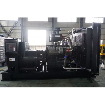 900kw卡得城仕柴油發(fā)電機組-卡得城仕12缸柴油機KD28H960柴油發(fā)電機組,缸徑/行程：138/165mm,柴油發(fā)電機組水冷發(fā)動機功率960KW,柴油發(fā)電機組配套馬拉松斯坦福發(fā)電機。廠價直銷歡迎選購：13773399855。