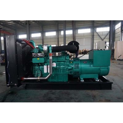 400kw玉柴柴油發(fā)電機(jī)組-玉柴6缸柴油機(jī)YC6T660L-D20柴油發(fā)電機(jī)組,缸徑/行程：145/165mm,柴油發(fā)電機(jī)組水冷發(fā)動(dòng)機(jī)功率485W,柴油發(fā)電機(jī)組配套馬拉松斯坦福發(fā)電機(jī)。廠價(jià)直銷歡迎選購(gòu)：13773399855。