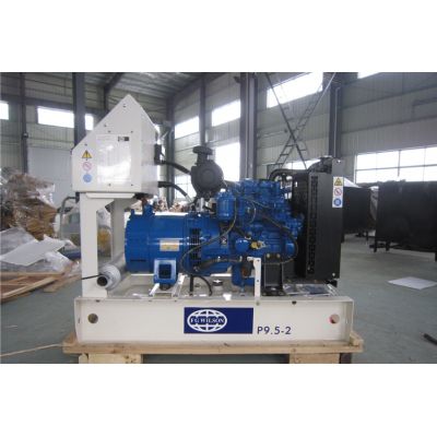 10kw珀金斯柴油發(fā)電機(jī)組-珀金斯3缸柴油機(jī)403A-15G1柴油發(fā)電機(jī)組,缸徑/行程：84/90mm,柴油發(fā)電機(jī)組水冷發(fā)動機(jī)功率13KW,柴油發(fā)電機(jī)組配套馬拉松斯坦福發(fā)電機(jī)。廠價直銷歡迎選購：13773399855。