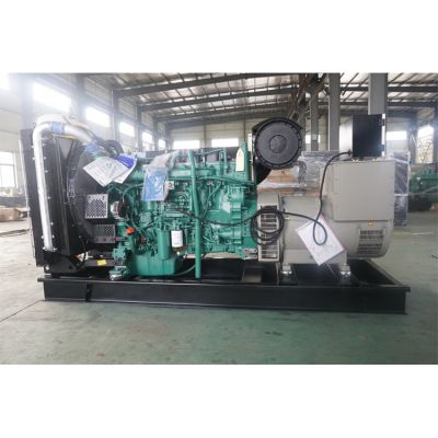 400kw沃爾沃柴油發(fā)電機(jī)組-沃爾沃6缸柴油機(jī)TAD1345GE柴油發(fā)電機(jī)組,缸徑/行程：144/165mm,柴油發(fā)電機(jī)組水冷發(fā)動(dòng)機(jī)功率401KW,柴油發(fā)電機(jī)組配套馬拉松斯坦福發(fā)電機(jī)。廠價(jià)直銷歡迎選購(gòu)：13773399855。