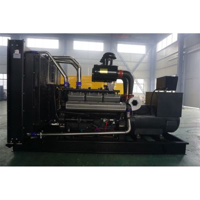 500kw卡得城仕柴油發(fā)電機(jī)組-卡得城仕12缸柴油機(jī)KD26H550柴油發(fā)電機(jī)組,缸徑/行程：135/155mm,柴油發(fā)電機(jī)組水冷發(fā)動(dòng)機(jī)功率550KW,柴油發(fā)電機(jī)組配套馬拉松斯坦福發(fā)電機(jī)。廠價(jià)直銷歡迎選購(gòu)：13773399855。