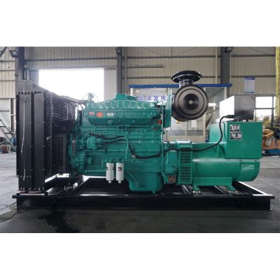 300kw重慶康明斯柴油發(fā)電機(jī)組-重慶康明斯6缸柴油機(jī)NTA855-G2柴油發(fā)電機(jī)組,缸徑/行程：140/152mm,柴油發(fā)電機(jī)組水冷發(fā)動(dòng)機(jī)功率321KW,柴油發(fā)電機(jī)組配套馬拉松斯坦福發(fā)電機(jī)。廠價(jià)直銷(xiāo)歡迎選購(gòu)：13773399855。
